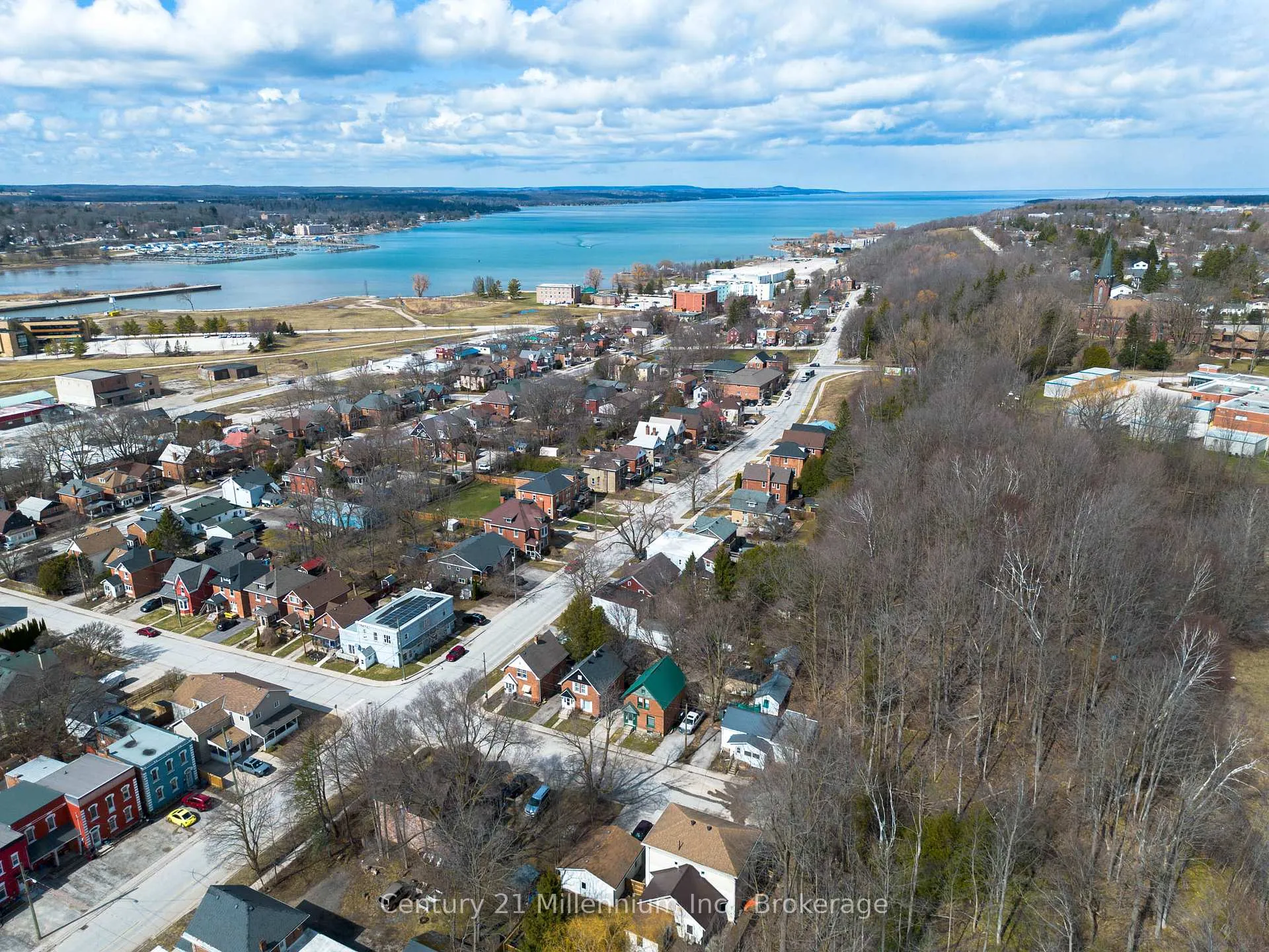 Photo 6 of 440 13th Street E, Owen Sound — HOMEH