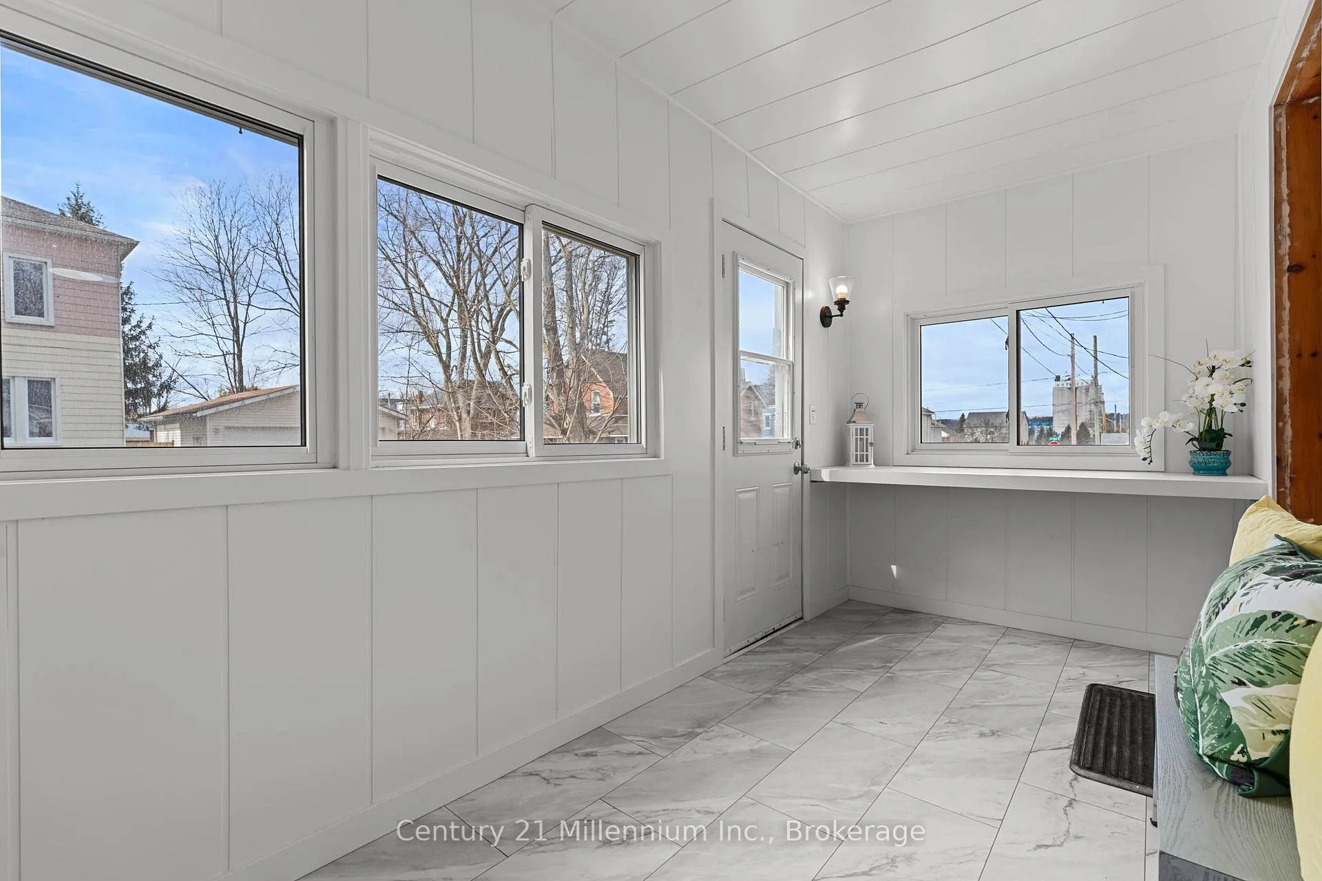 Photo 9 of 440 13th Street E, Owen Sound — HOMEH