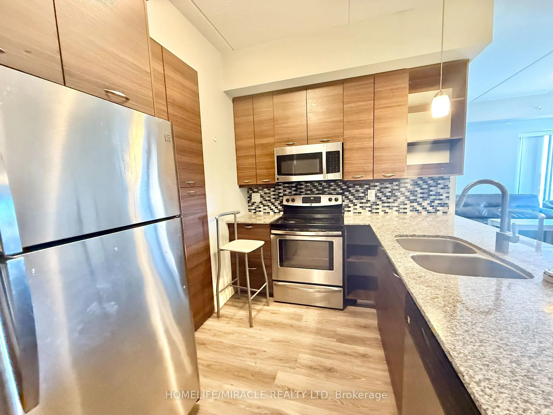 Photo 6 of Unit 1907, 318 Spruce Street, Waterloo, Lakeshore Village — HOMEH