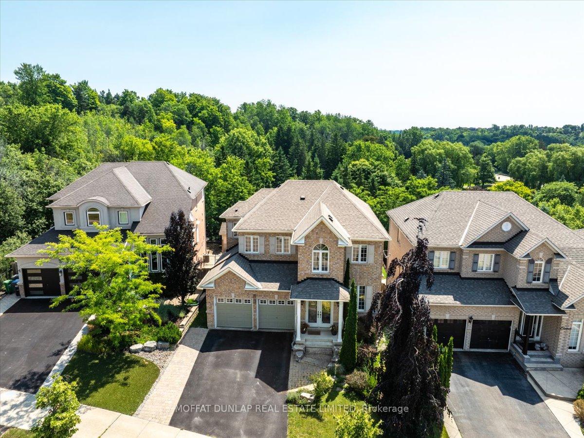 Photo 3 of 13 Evans Ridge, Caledon, Bolton North — HOMEH