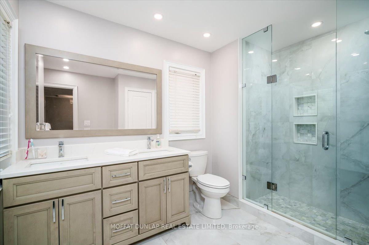 Photo 10 of 13 Evans Ridge, Caledon, Bolton North — HOMEH