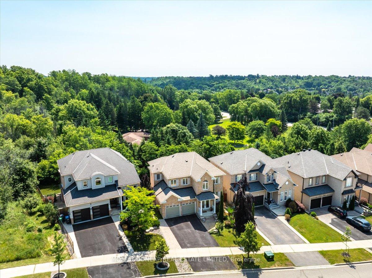 Photo 17 of 13 Evans Ridge, Caledon, Bolton North — HOMEH