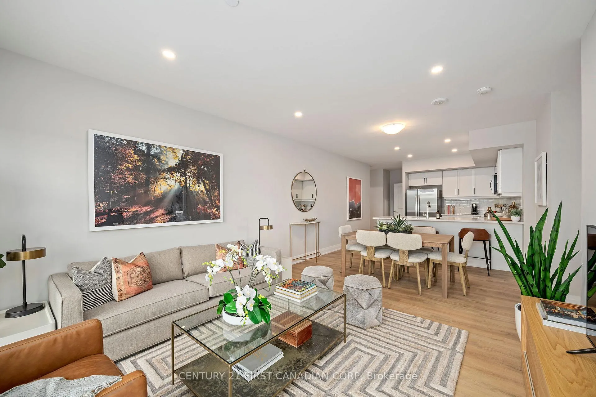 Photo 8 of Unit 903, 4286 King Street, Kitchener — HOMEH