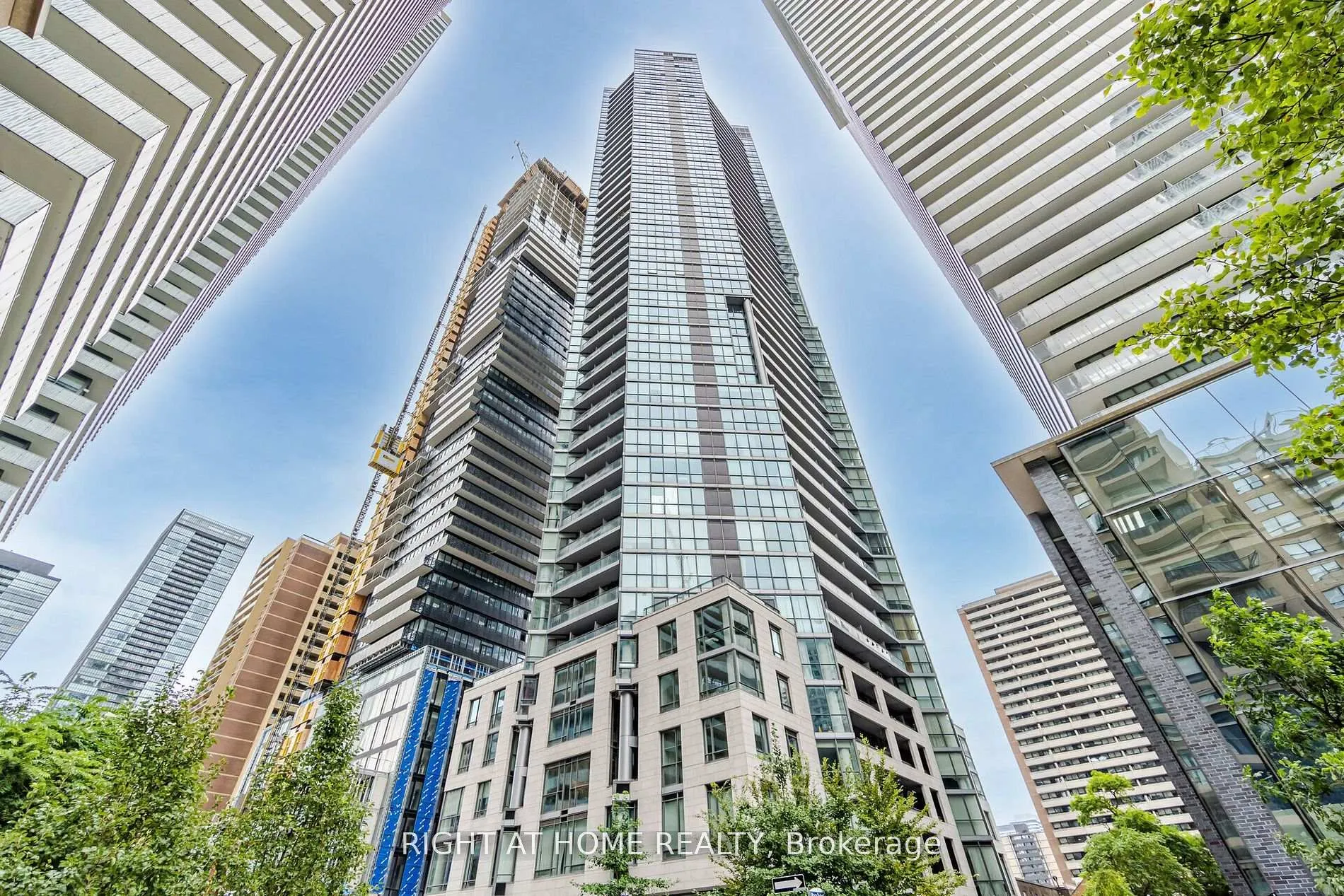 Front of Unit 3910, 45 Charles Street E