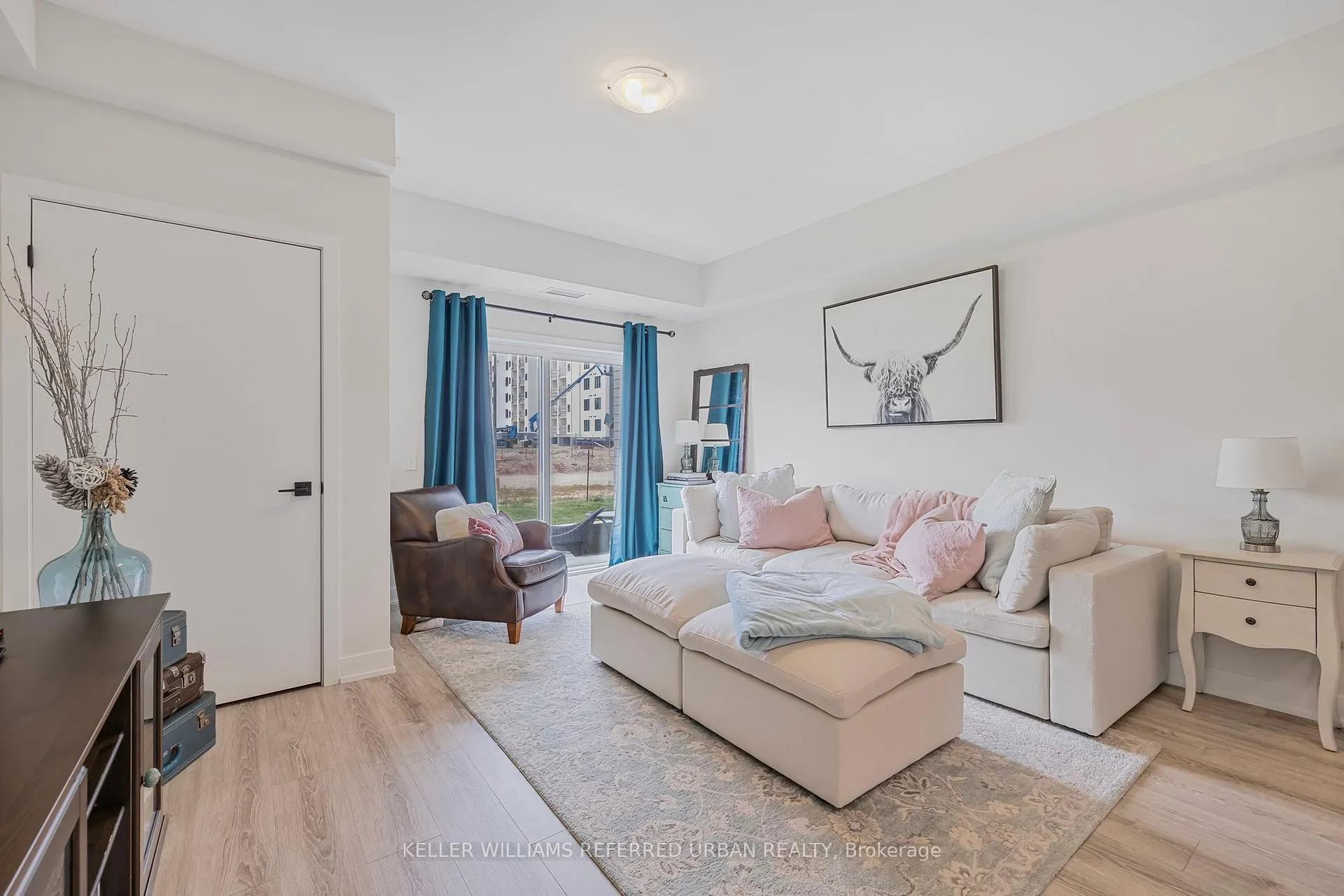 Photo 15 of Unit 104, 10 Culinary Lane, Barrie, Rural Barrie Southeast — HOMEH