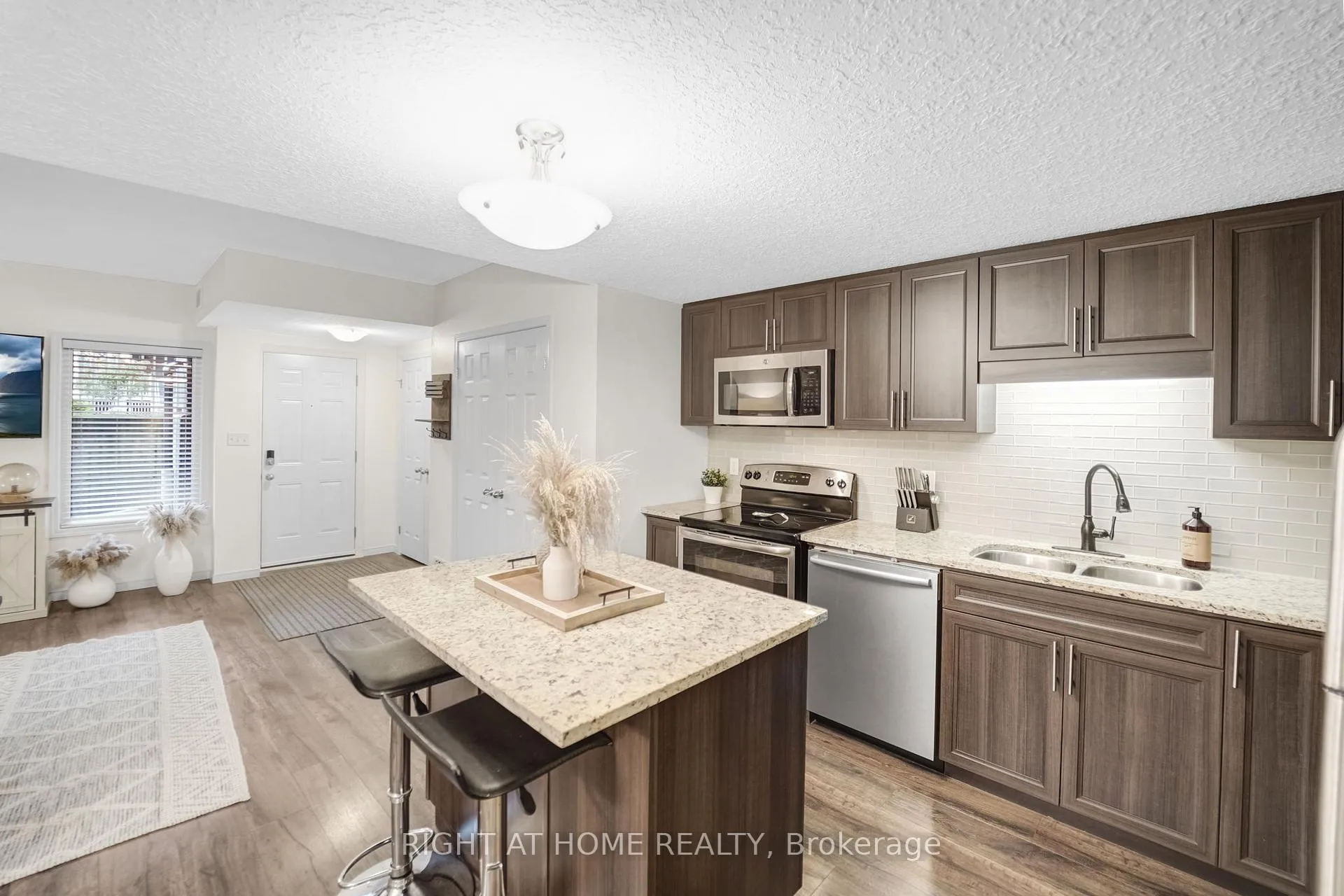 Photo 19 of Unit D, 20 Sienna Street, Kitchener — HOMEH