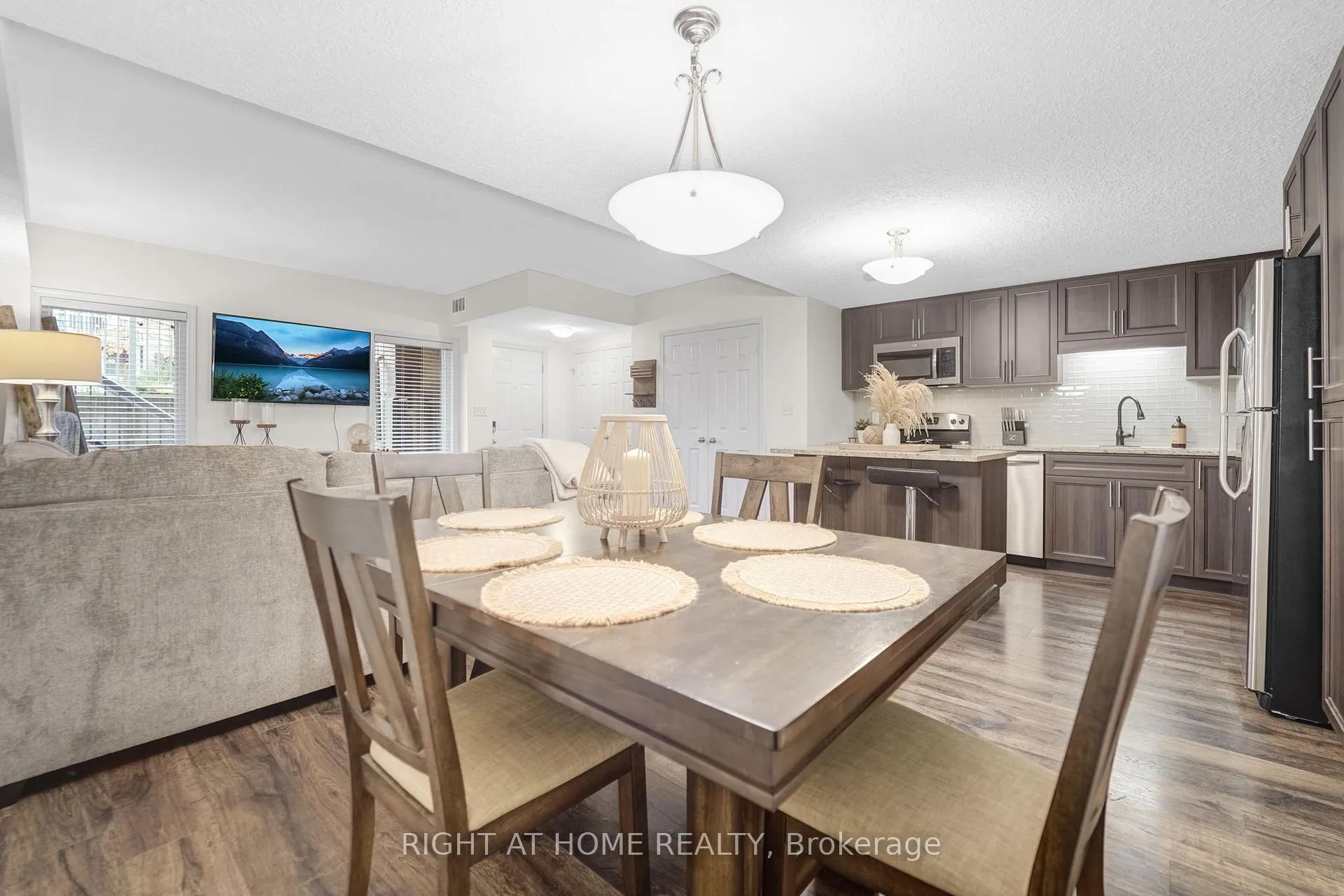 Photo 23 of Unit D, 20 Sienna Street, Kitchener — HOMEH
