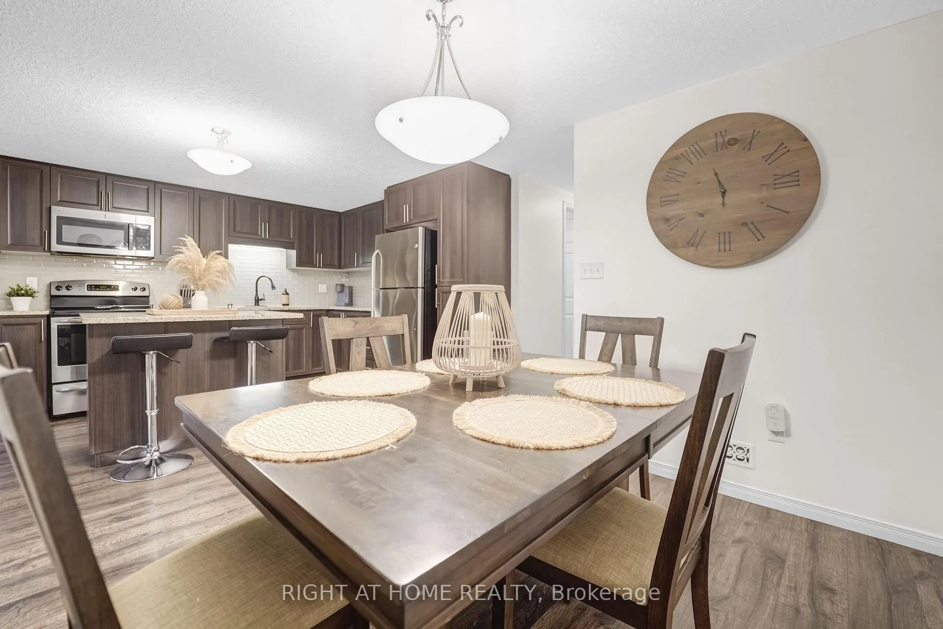 Photo 24 of Unit D, 20 Sienna Street, Kitchener — HOMEH