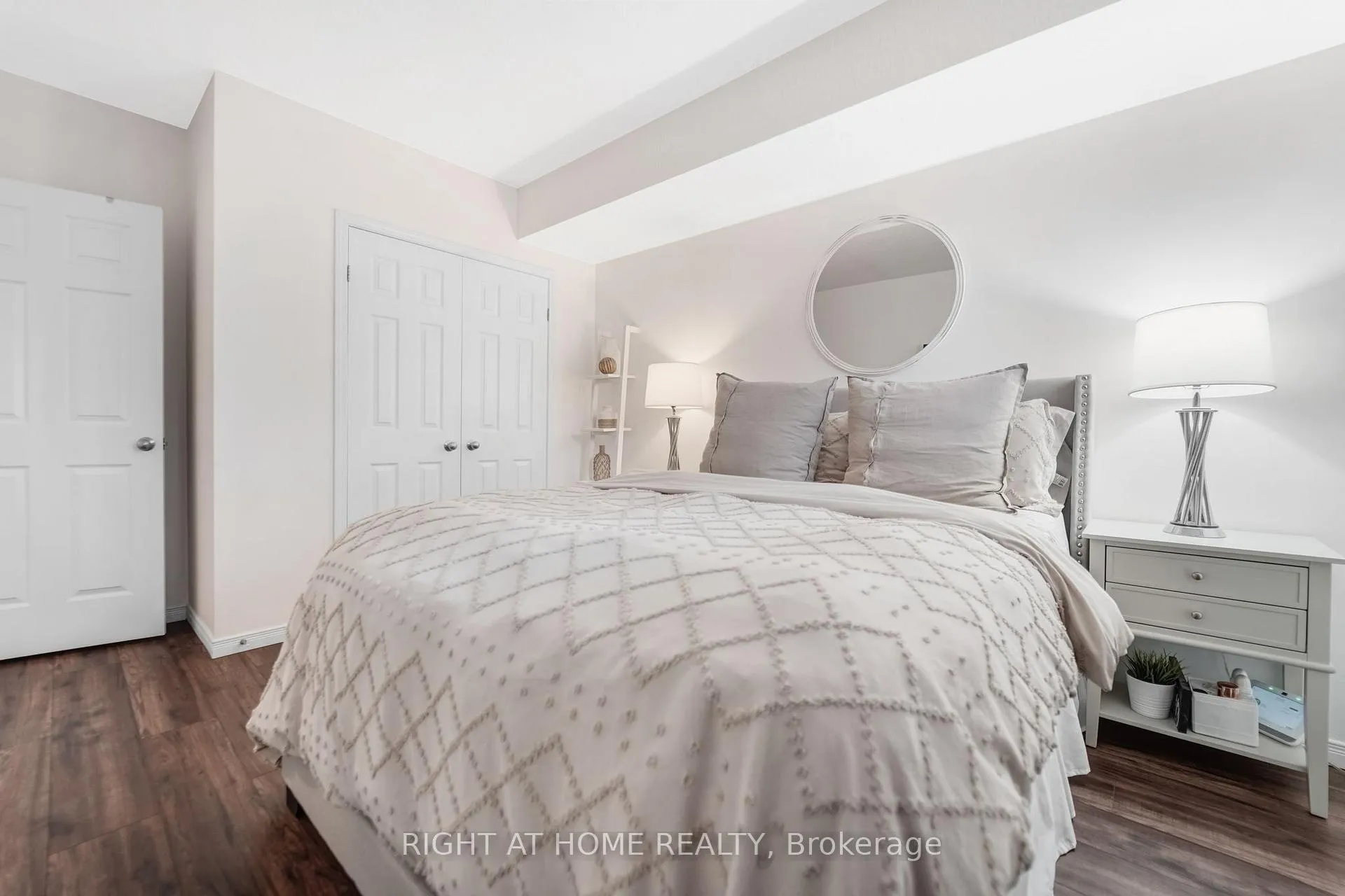 Photo 29 of Unit D, 20 Sienna Street, Kitchener — HOMEH