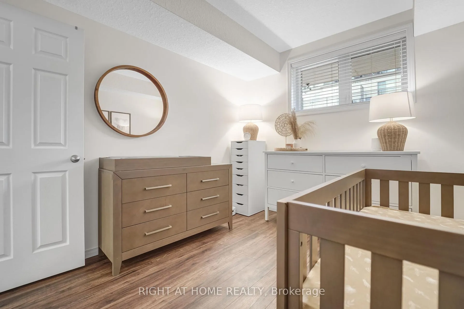 Photo 34 of Unit D, 20 Sienna Street, Kitchener — HOMEH
