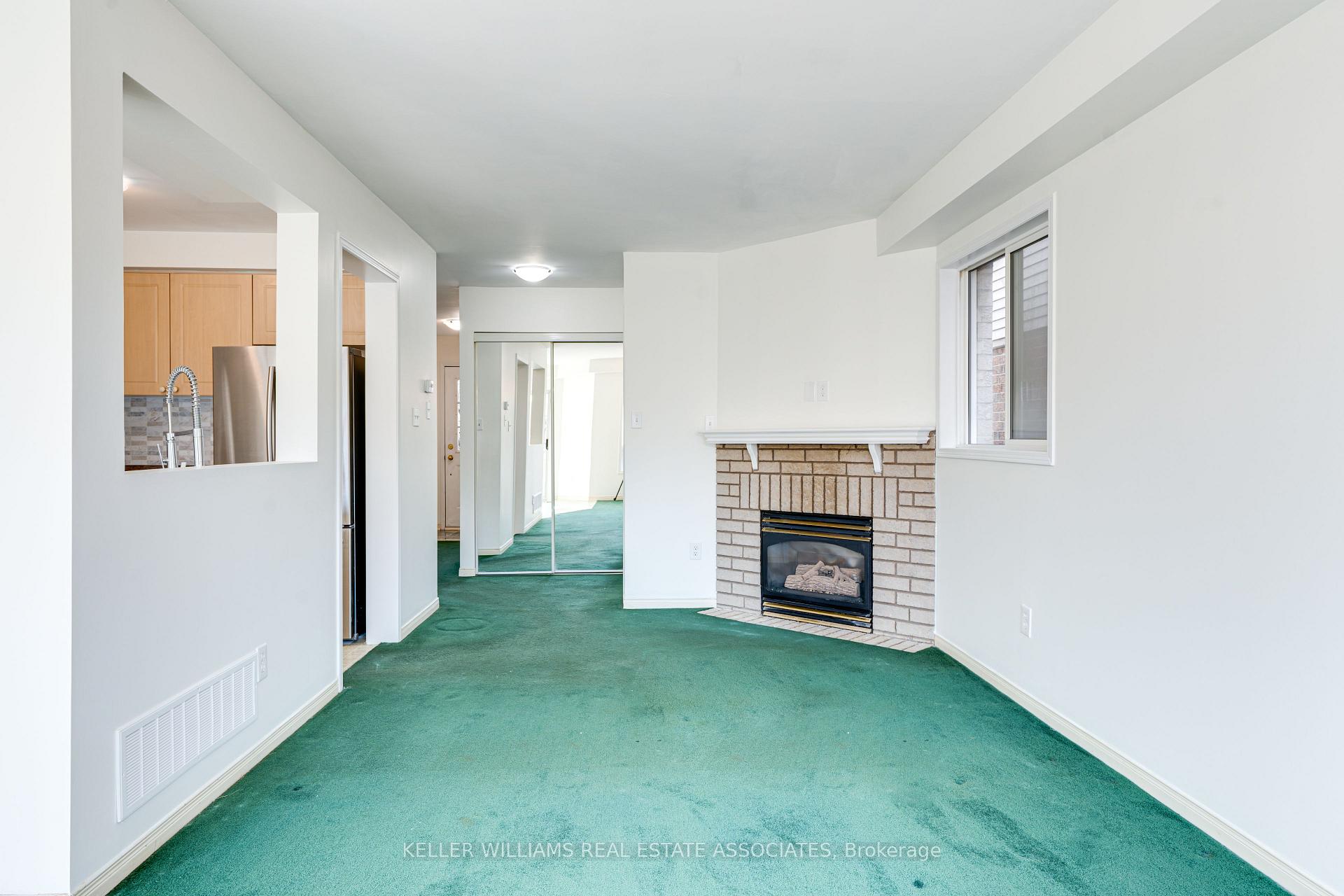 Photo 4 of 33 Lax Avenue, Ajax, Central — HOMEH