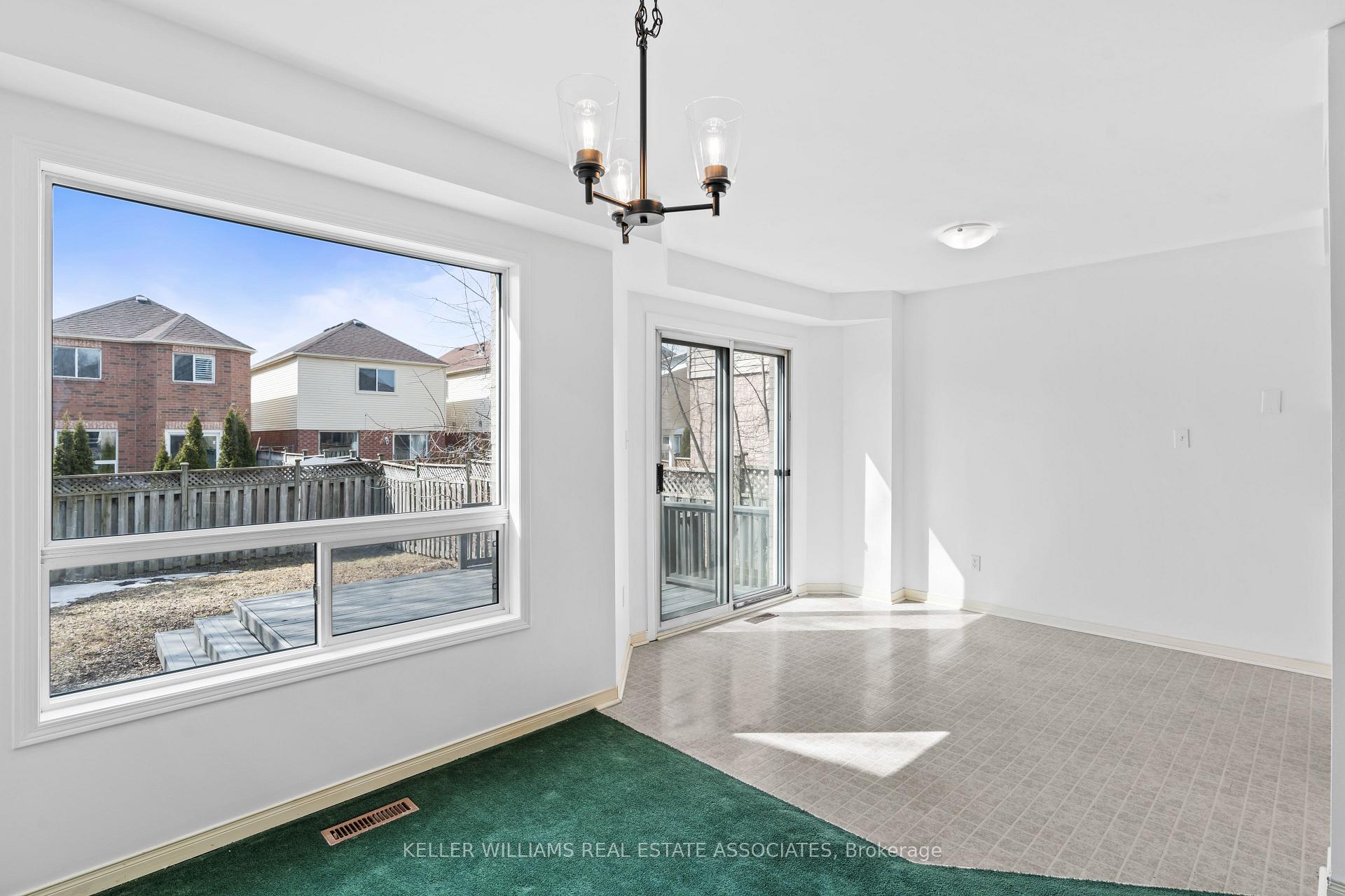 Photo 10 of 33 Lax Avenue, Ajax, Central — HOMEH