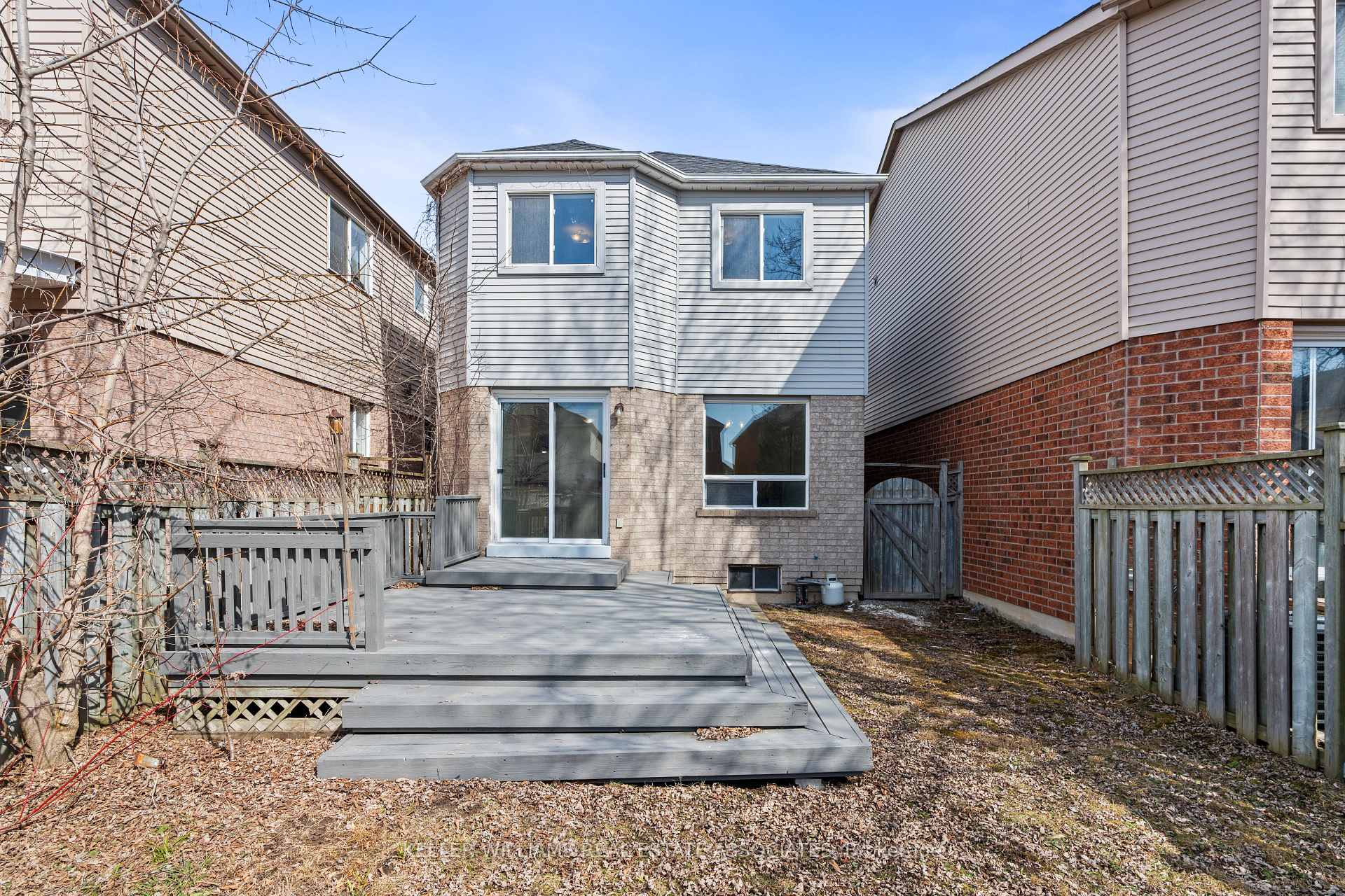 Photo 26 of 33 Lax Avenue, Ajax, Central — HOMEH