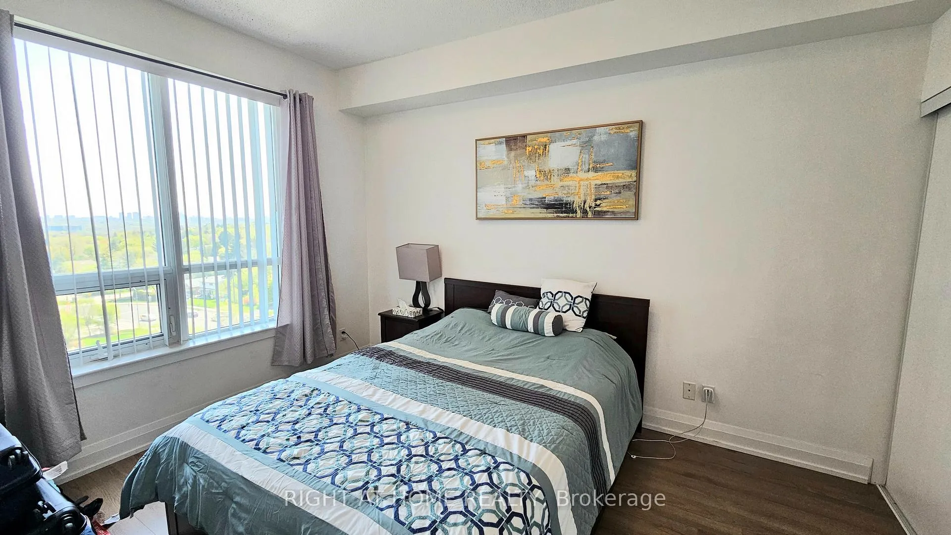 Photo 3 of Unit 835, 7161 Yonge Street, Markham, Thornhill — HOMEH