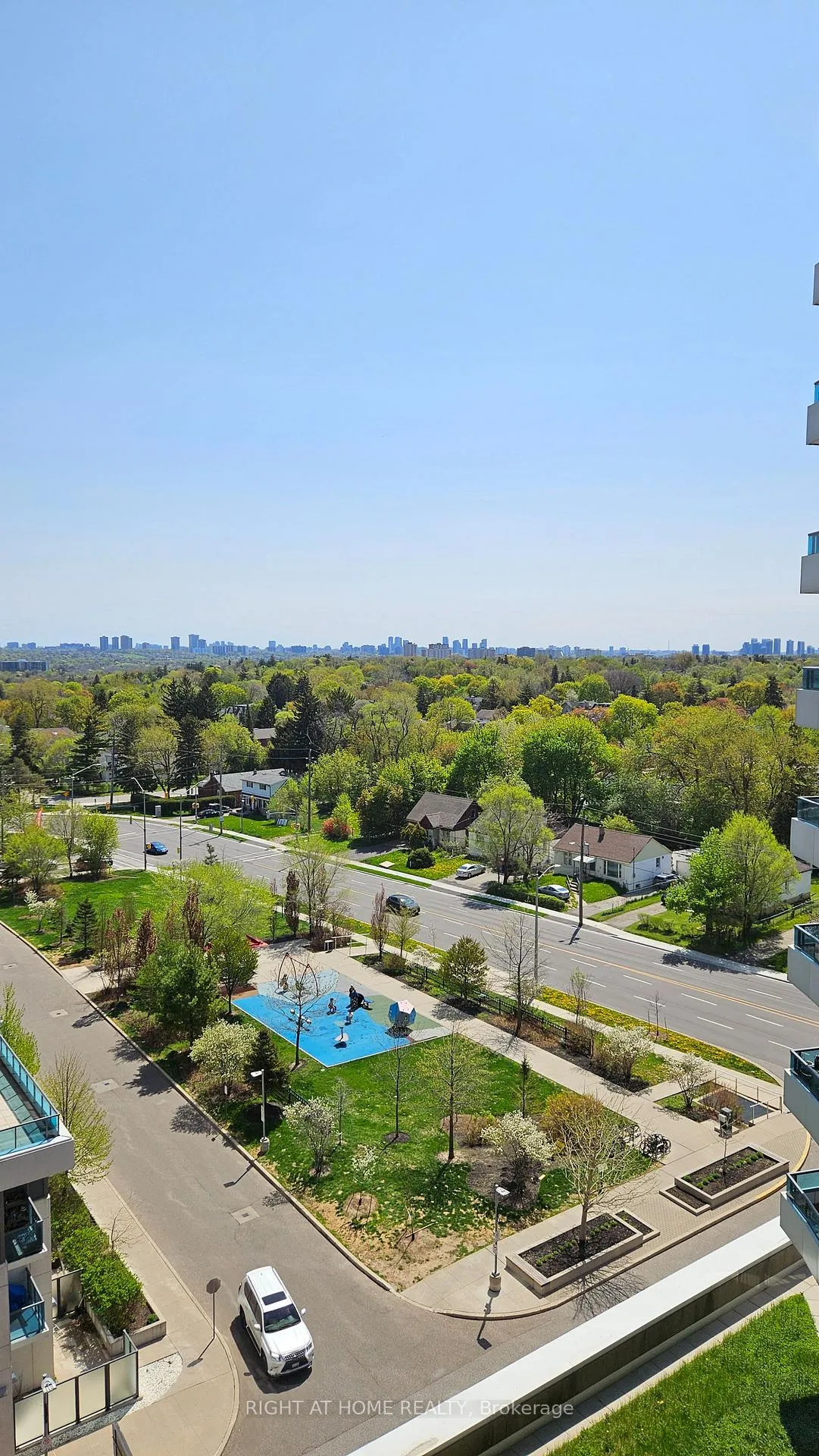 Photo 5 of Unit 835, 7161 Yonge Street, Markham, Thornhill — HOMEH