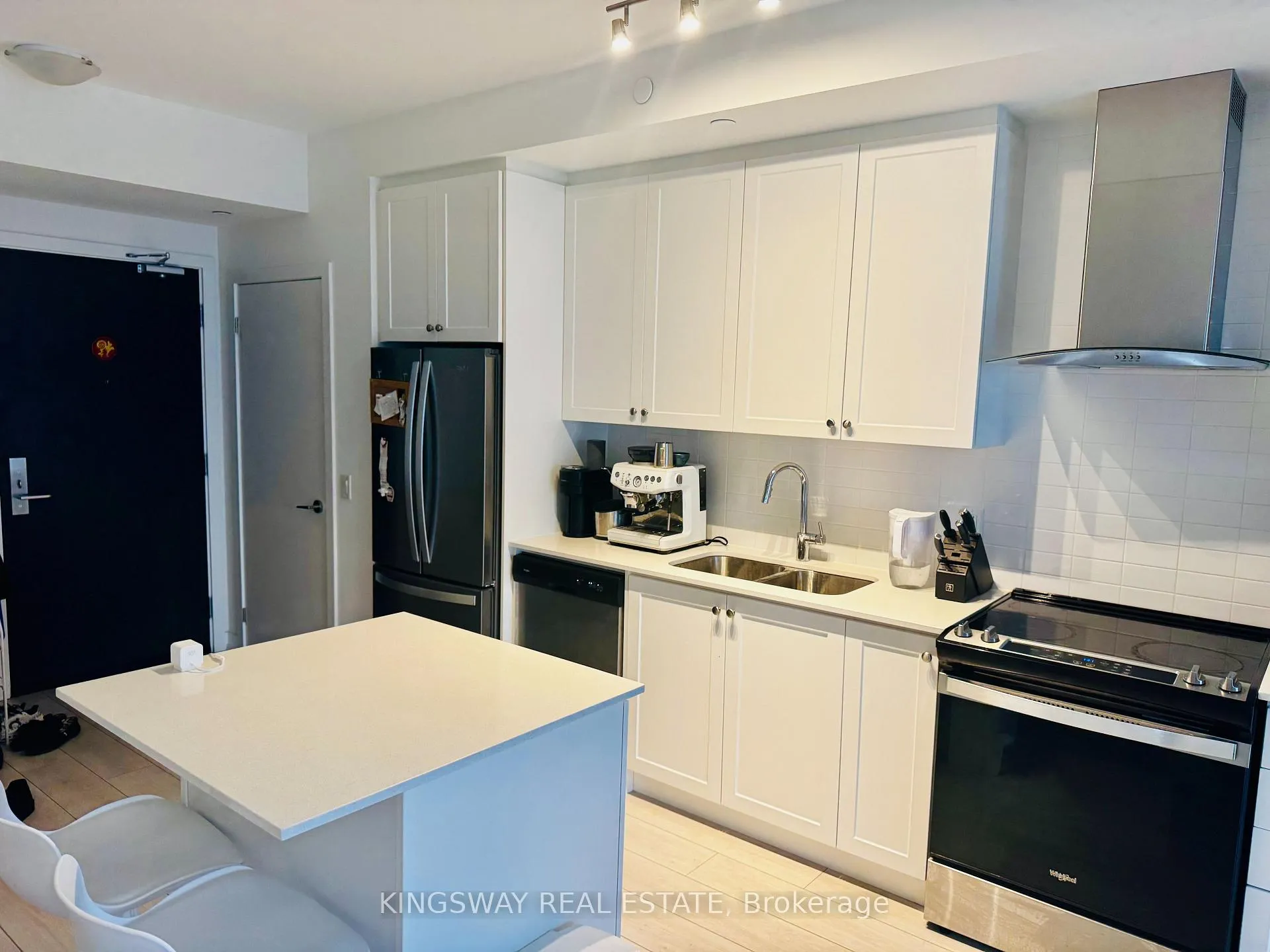 Photo 5 of Unit 1807, 55 Duke Street W, Kitchener, City Commercial Core — HOMEH