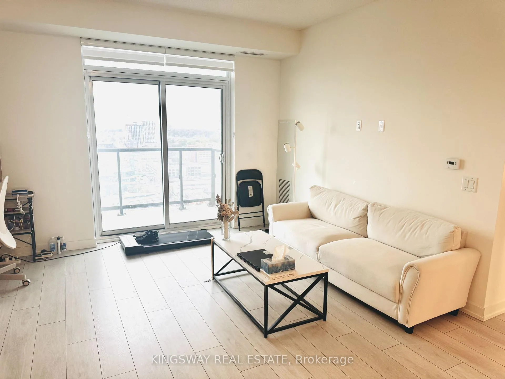 Photo 6 of Unit 1807, 55 Duke Street W, Kitchener, City Commercial Core — HOMEH