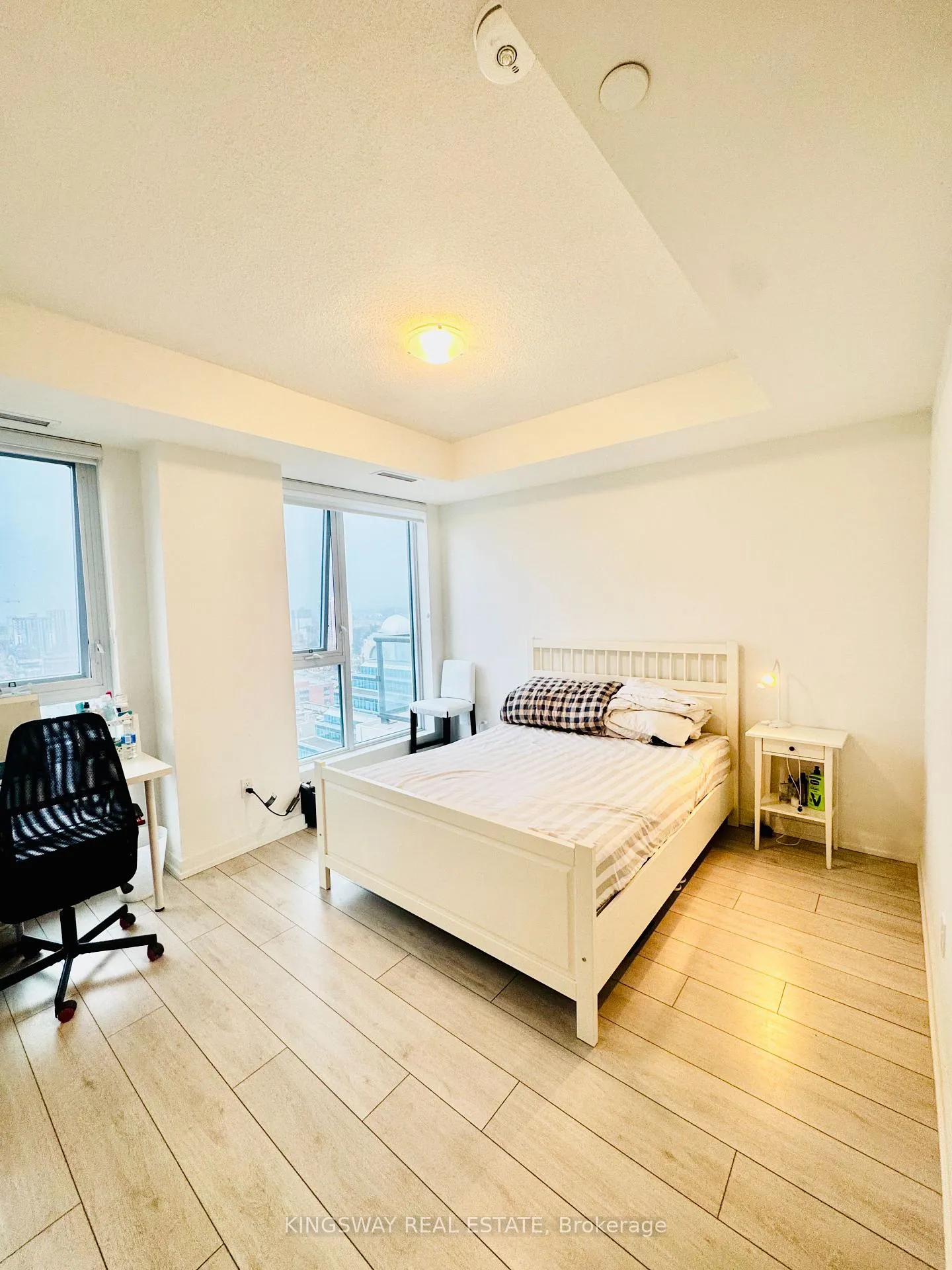 Photo 7 of Unit 1807, 55 Duke Street W, Kitchener, City Commercial Core — HOMEH