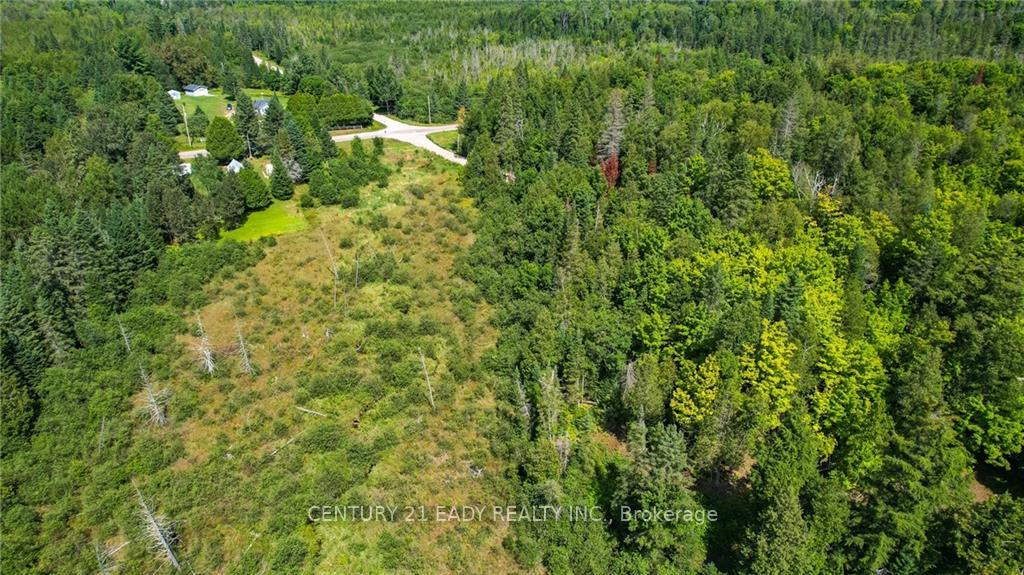 Photo 4 of 1996 Matawatchan Road, Frontenac, Frontenac North — HOMEH