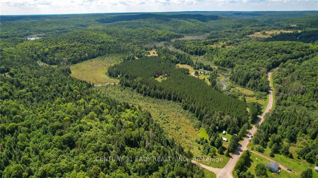Photo 13 of 1996 Matawatchan Road, Frontenac, Frontenac North — HOMEH