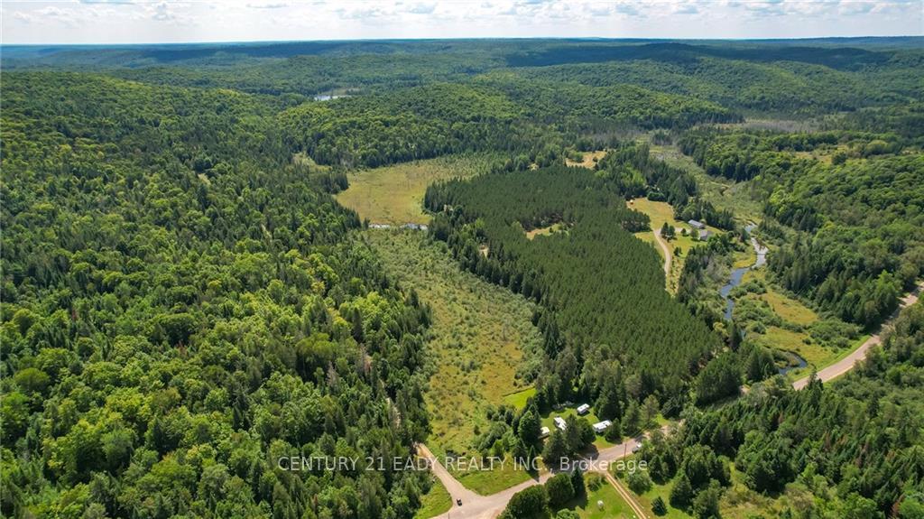 Photo 14 of 1996 Matawatchan Road, Frontenac, Frontenac North — HOMEH