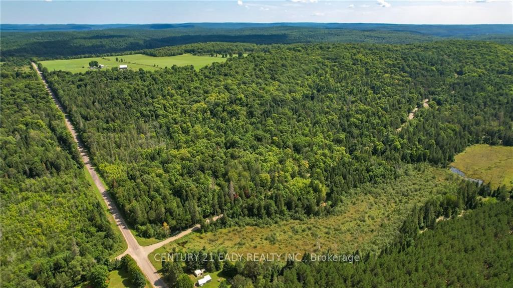 Photo 16 of 1996 Matawatchan Road, Frontenac, Frontenac North — HOMEH
