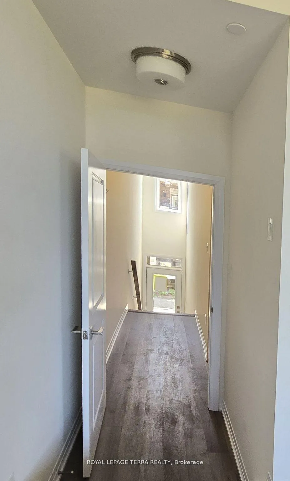 Photo 4 of Unit 20, 45 Fieldridge Crescent, Brampton, Sandringham-Wellington North — HOMEH