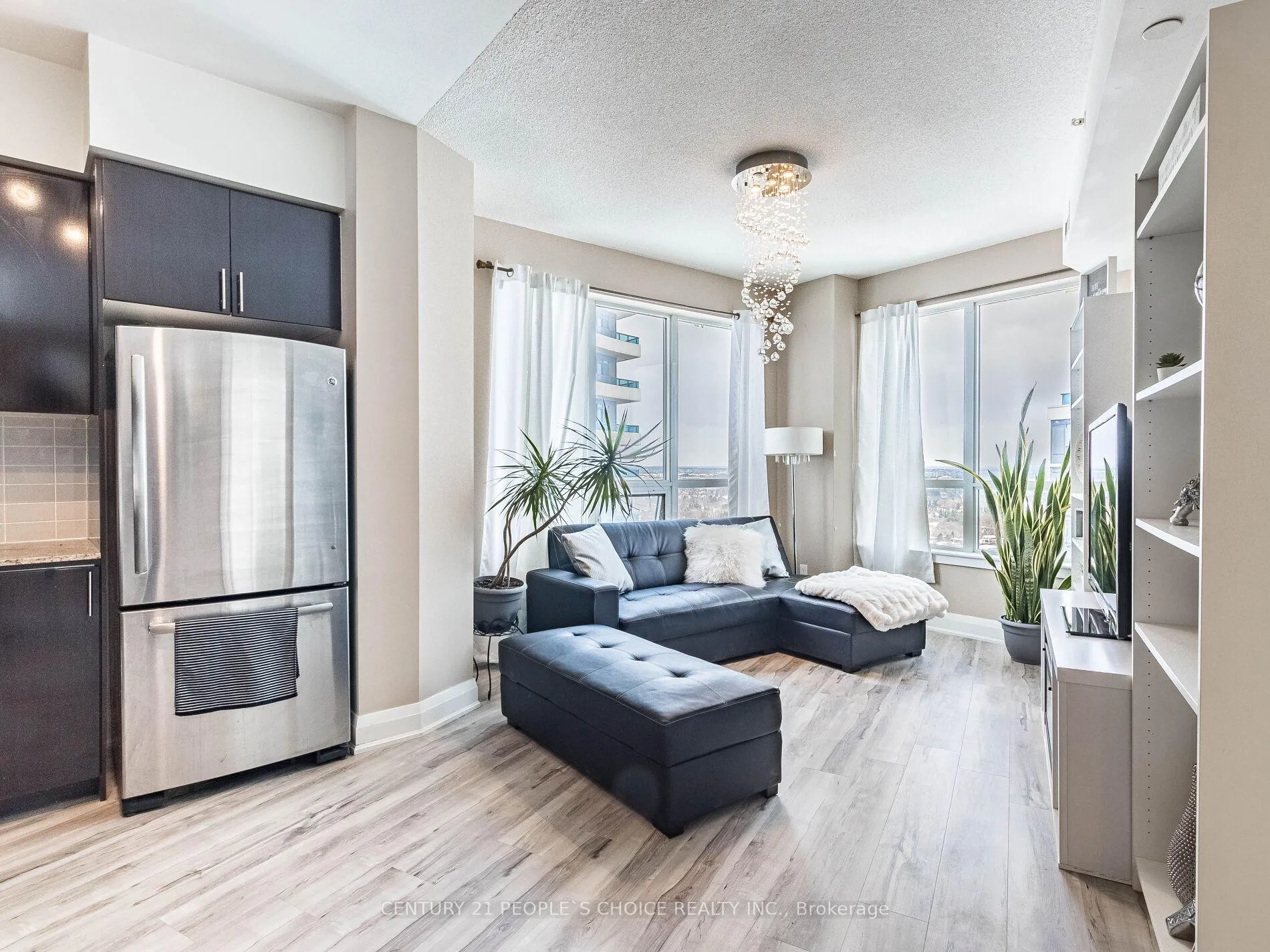 Photo 8 of Unit 2232, 7161 Yonge Street, Markham, Grandview — HOMEH
