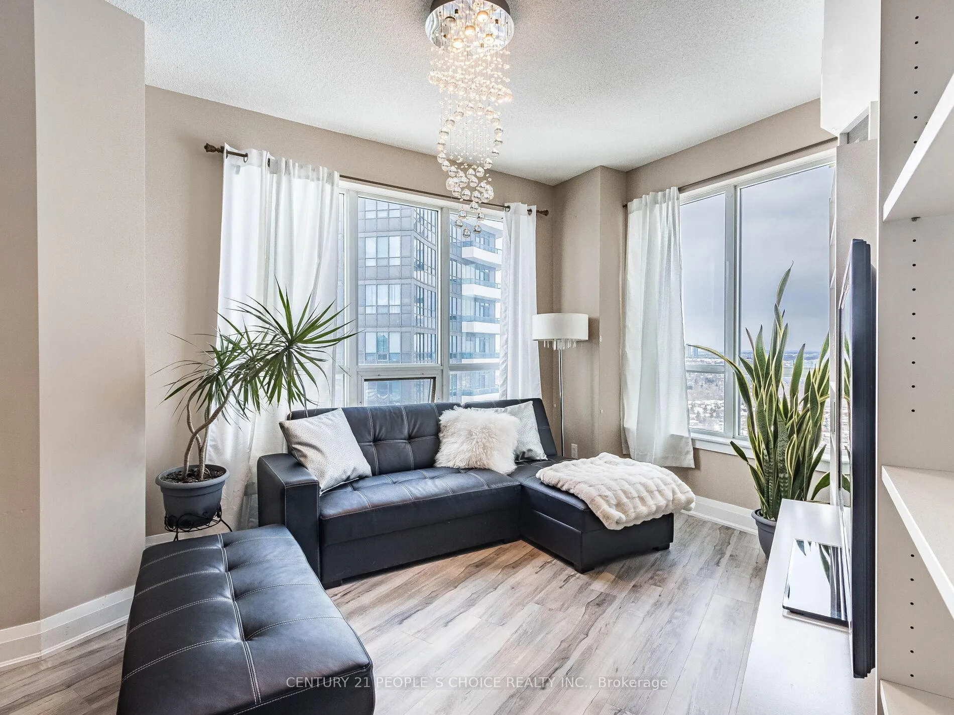 Photo 13 of Unit 2232, 7161 Yonge Street, Markham, Grandview — HOMEH