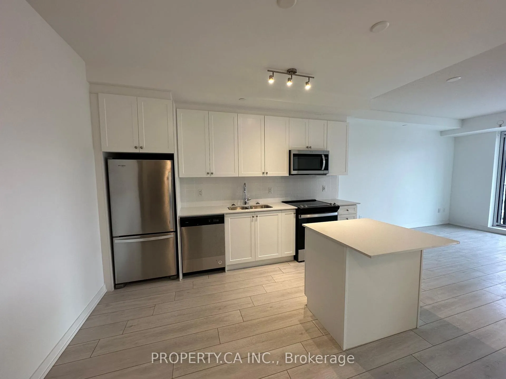 Photo 4 of Unit 307, 55 Duke Street W, Kitchener — HOMEH