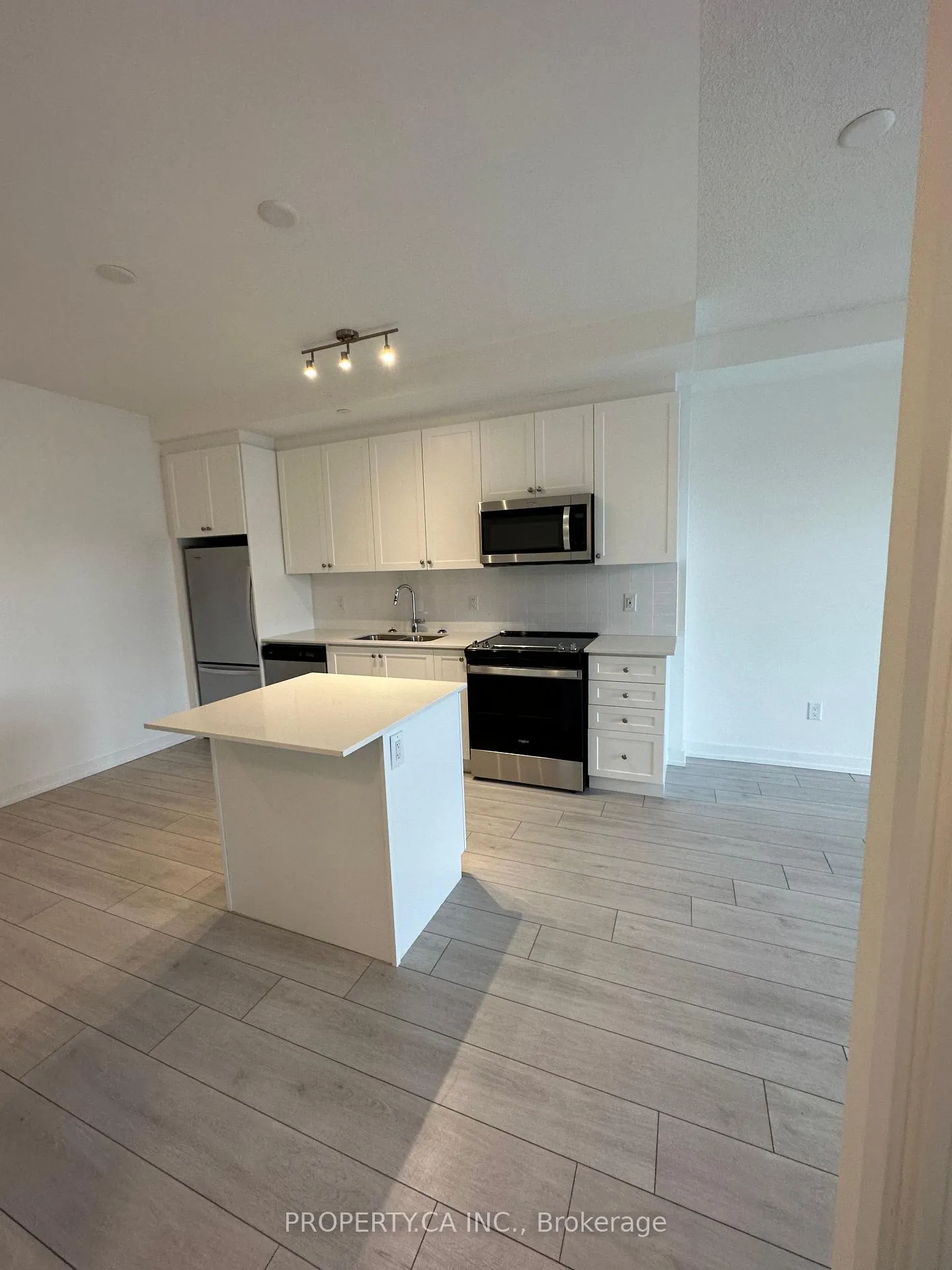 Photo 5 of Unit 307, 55 Duke Street W, Kitchener — HOMEH