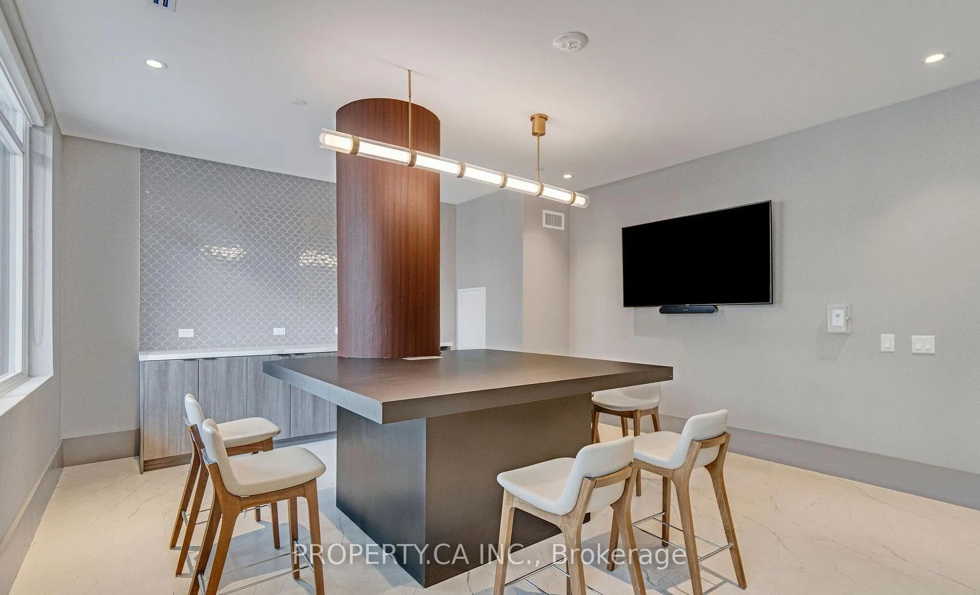 Photo 17 of Unit 307, 55 Duke Street W, Kitchener — HOMEH