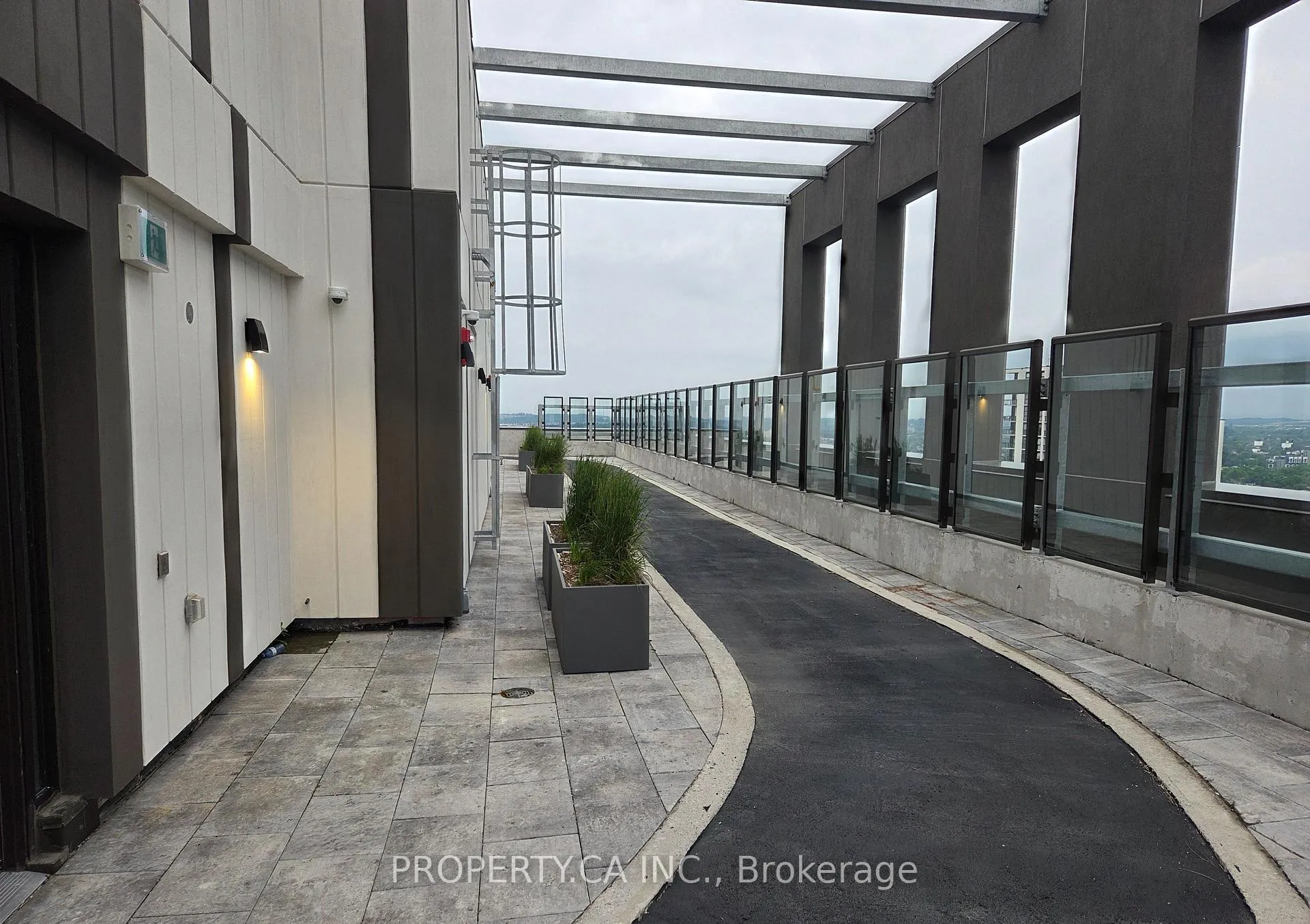 Photo 18 of Unit 307, 55 Duke Street W, Kitchener — HOMEH