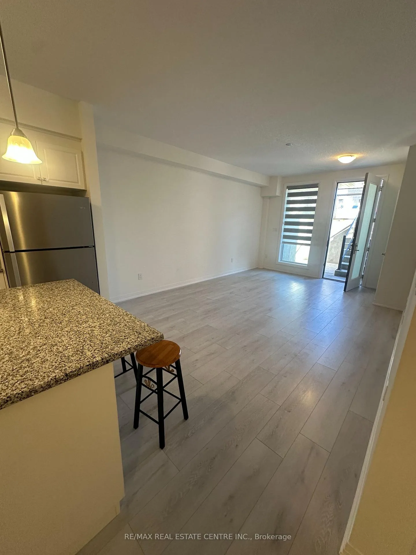 Photo 10 of Unit E11, 261 Woodbine Avenue, Kitchener — HOMEH