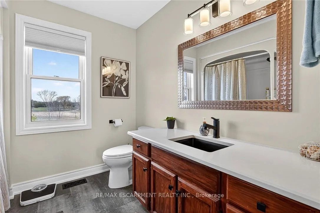 Photo 24 of 2330 Centre Street, Pelham, North Pelham — HOMEH