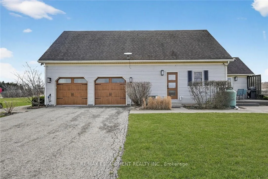 Photo 31 of 2330 Centre Street, Pelham, North Pelham — HOMEH