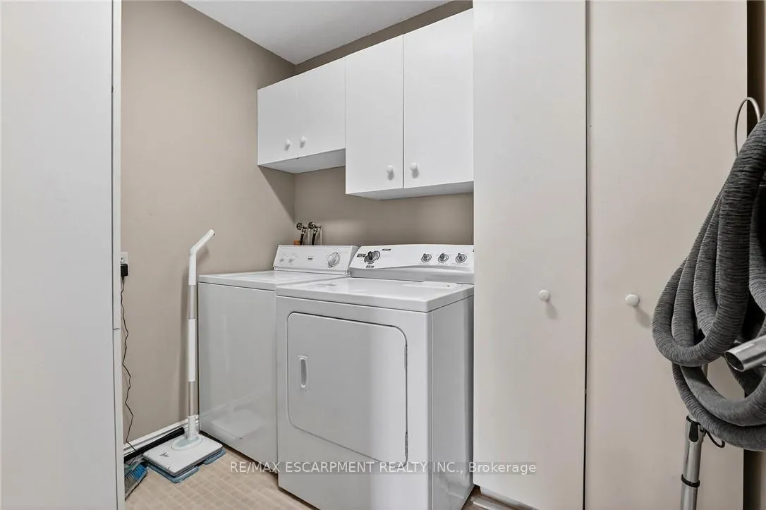 Photo 37 of 2330 Centre Street, Pelham, North Pelham — HOMEH
