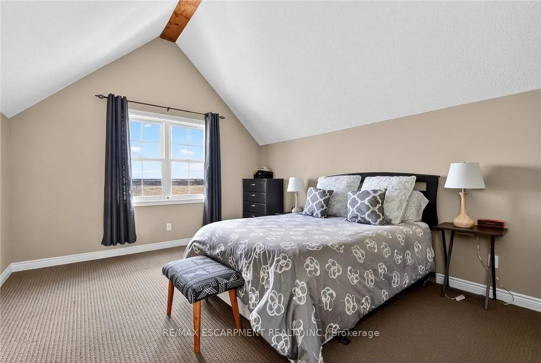Photo 39 of 2330 Centre Street, Pelham, North Pelham — HOMEH