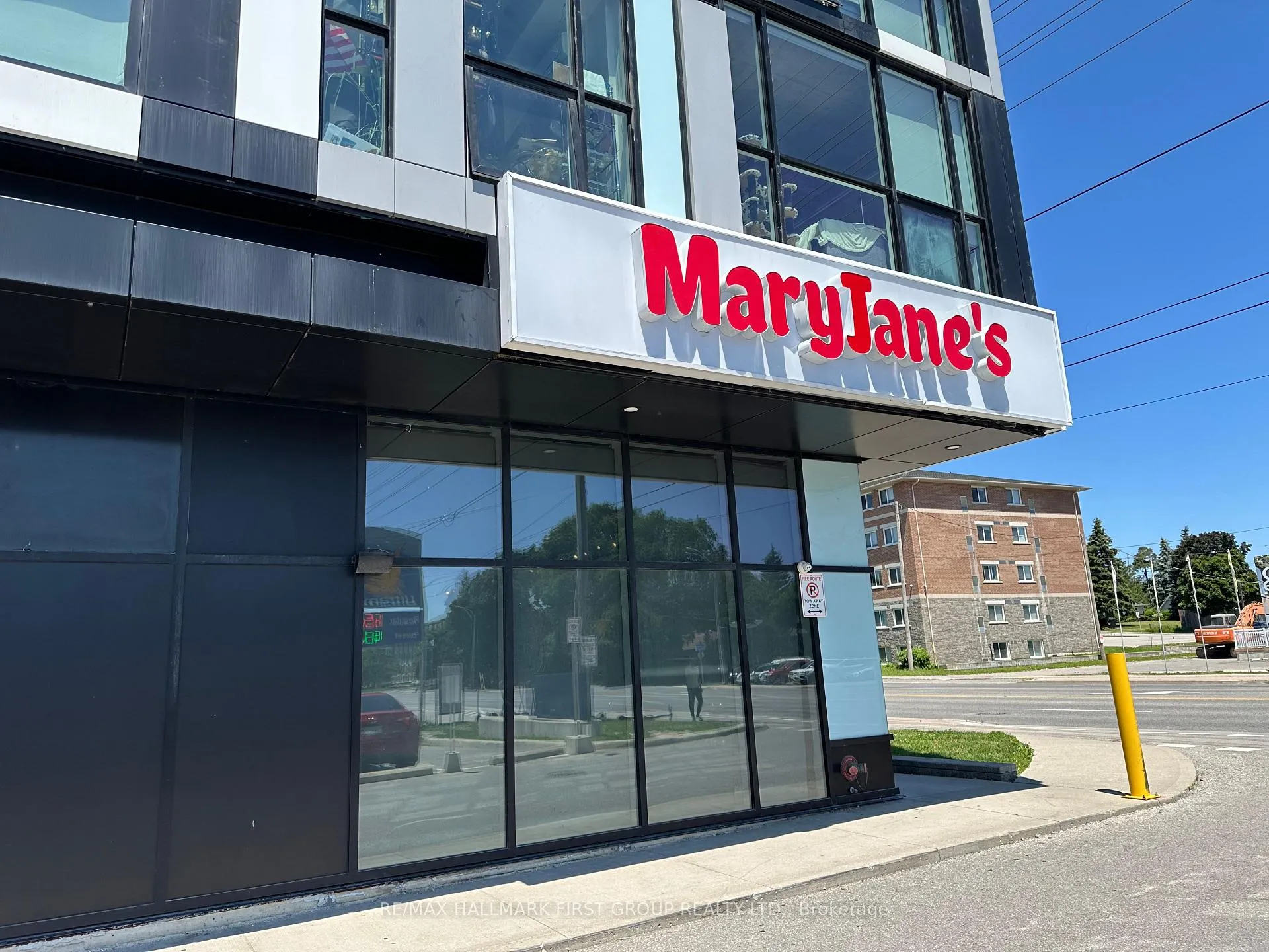 Photo 5 of Unit 215, 1900 Simcoe Street N, Oshawa, Samac — HOMEH