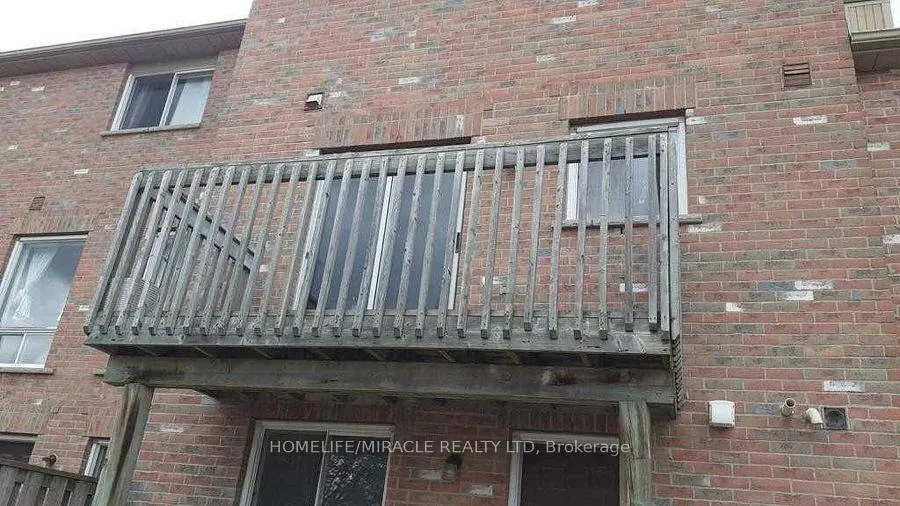 Photo 20 of 36 Rougehaven Way, Markham, Vinegar Hill — HOMEH