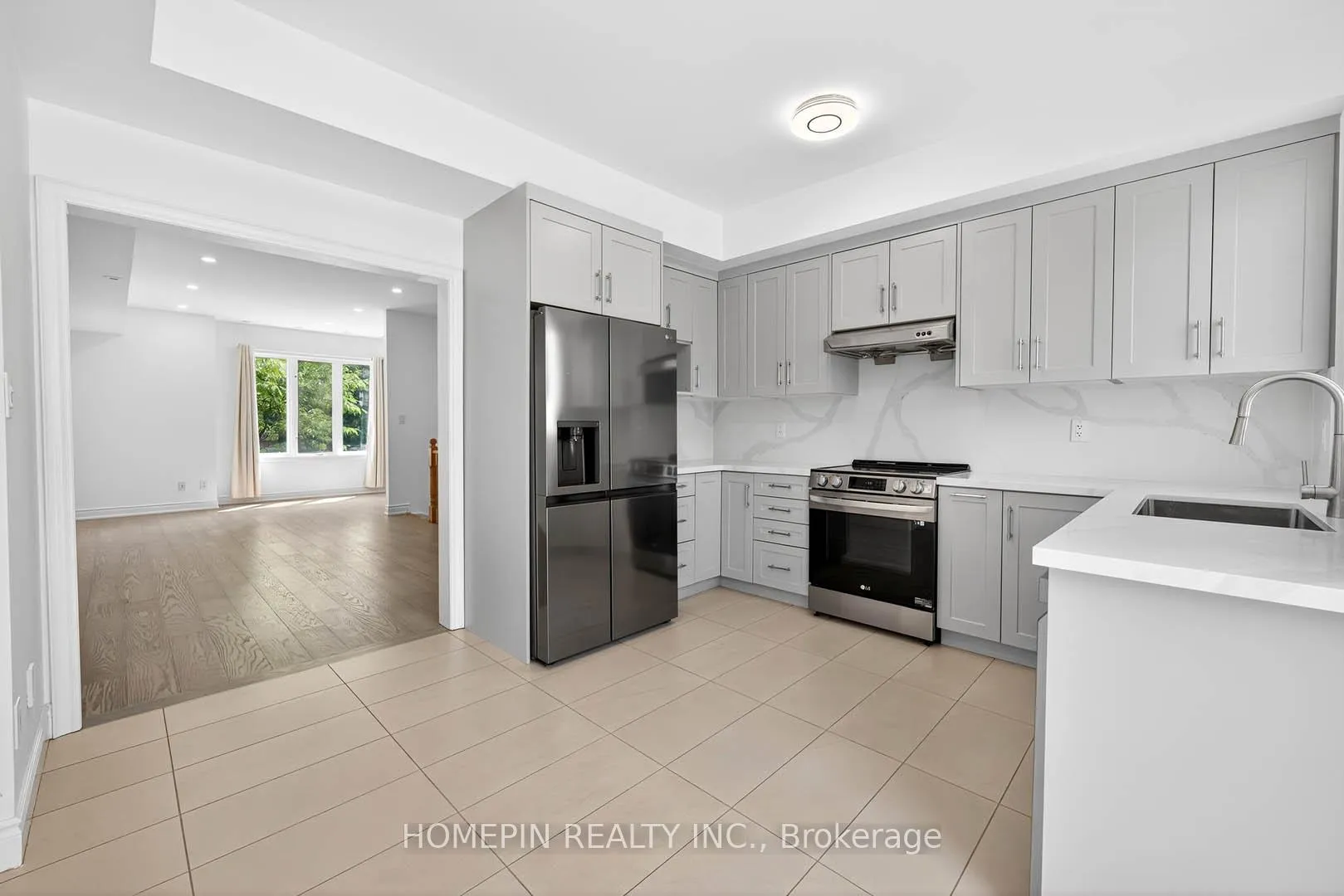 Photo 12 of 18 Times Avenue, Markham, Commerce Valley — HOMEH