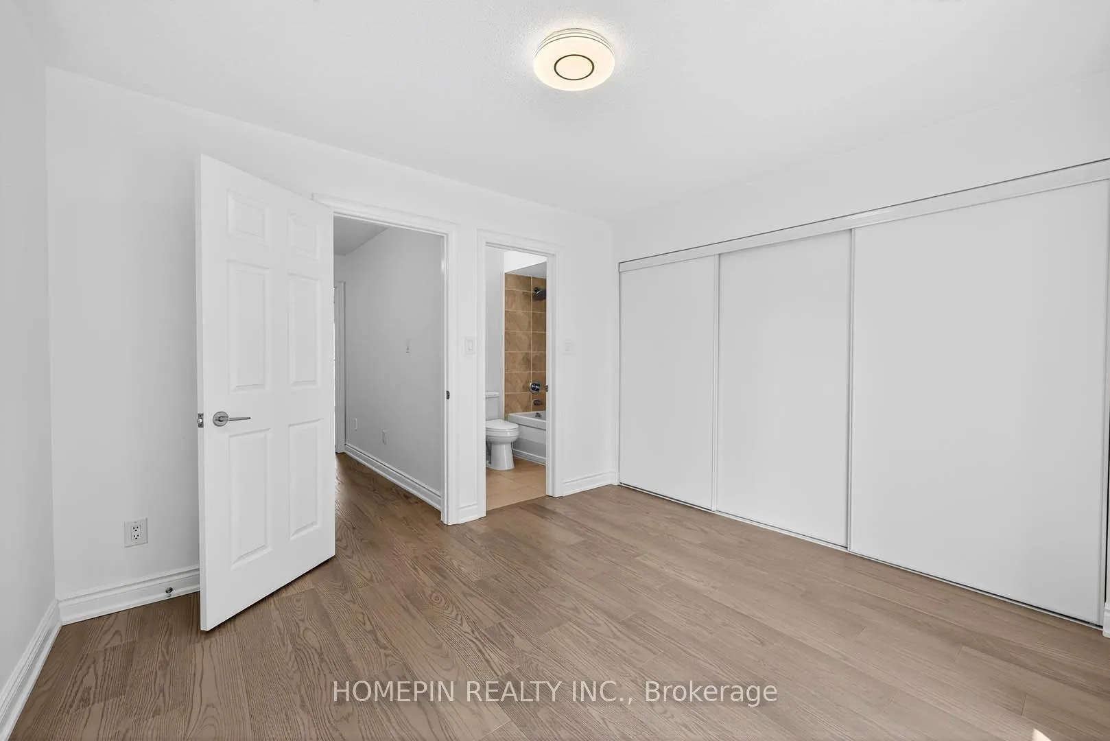 Photo 18 of 18 Times Avenue, Markham, Commerce Valley — HOMEH