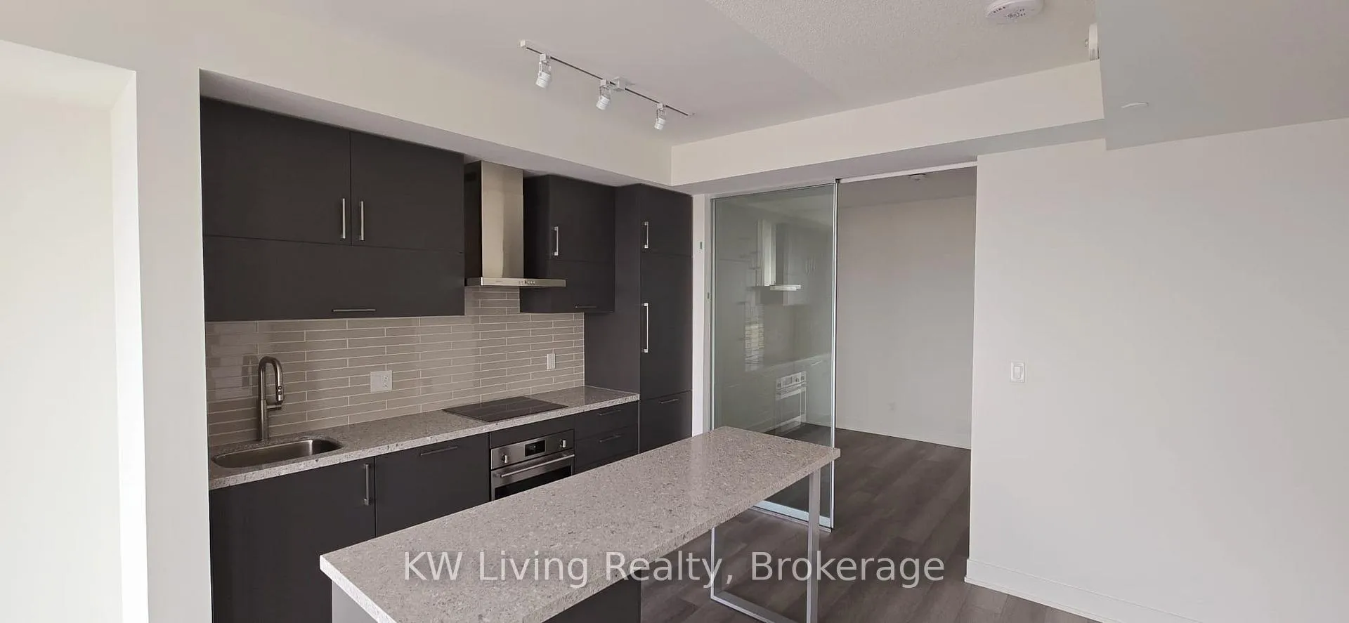 Photo 2 of Unit 505, 56 Andre De Grasse Street, Markham, Unionville — HOMEH