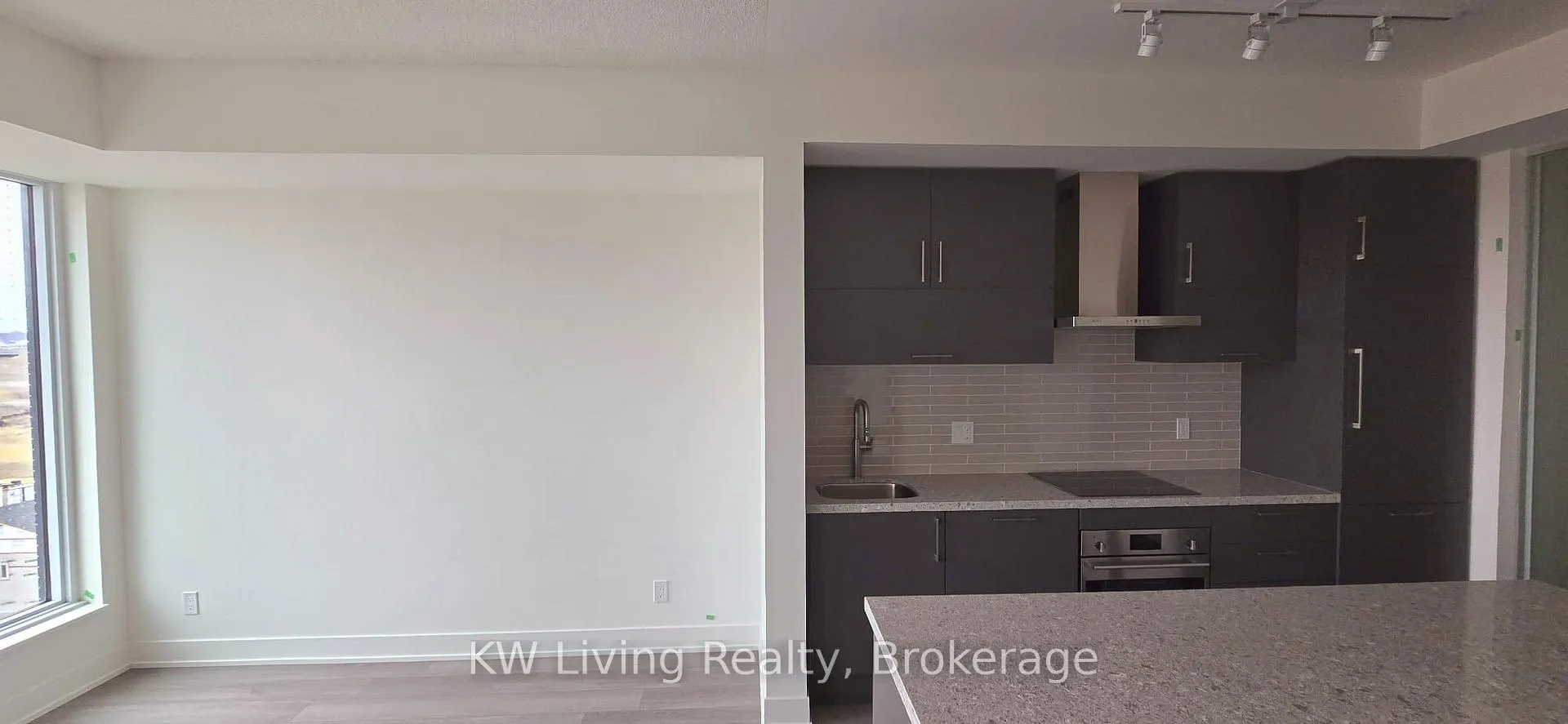 Photo 3 of Unit 505, 56 Andre De Grasse Street, Markham, Unionville — HOMEH
