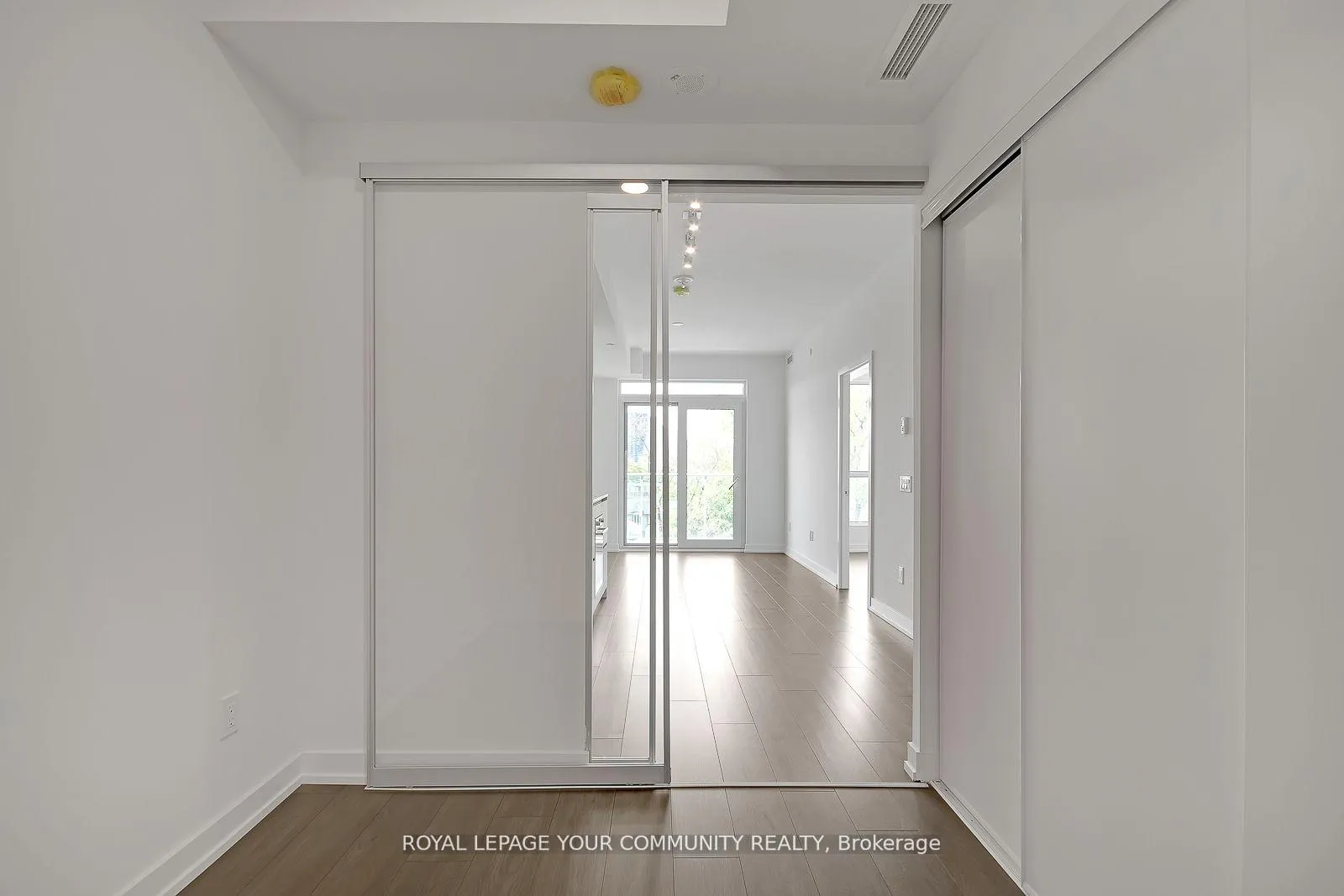 Photo 7 of Unit 513, 150 Logan Avenue, Toronto, South Riverdale — HOMEH