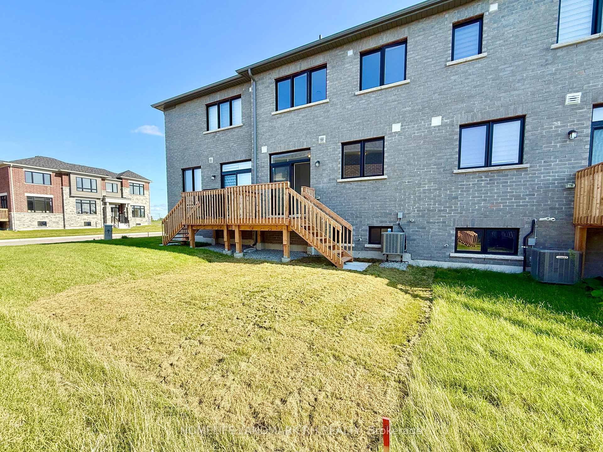 Photo 21 of 143 Fenchurch Manor, Barrie, Rural Barrie Southeast — HOMEH