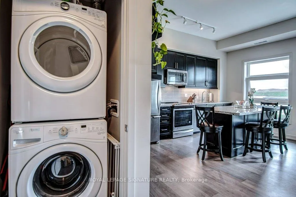 Photo 18 of Unit 422, 555 William Graham Drive, Aurora, Rural Aurora — HOMEH