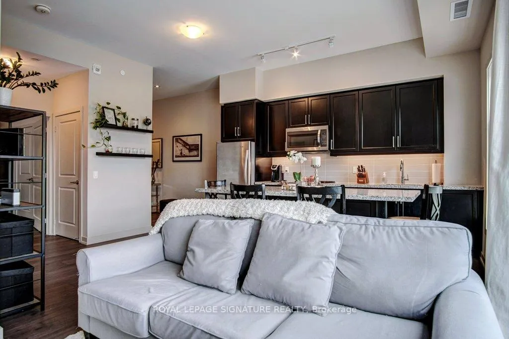 Photo 25 of Unit 422, 555 William Graham Drive, Aurora, Rural Aurora — HOMEH