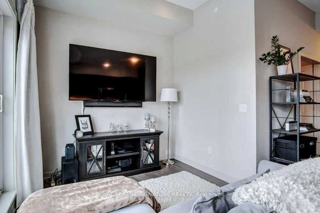Photo 26 of Unit 422, 555 William Graham Drive, Aurora, Rural Aurora — HOMEH