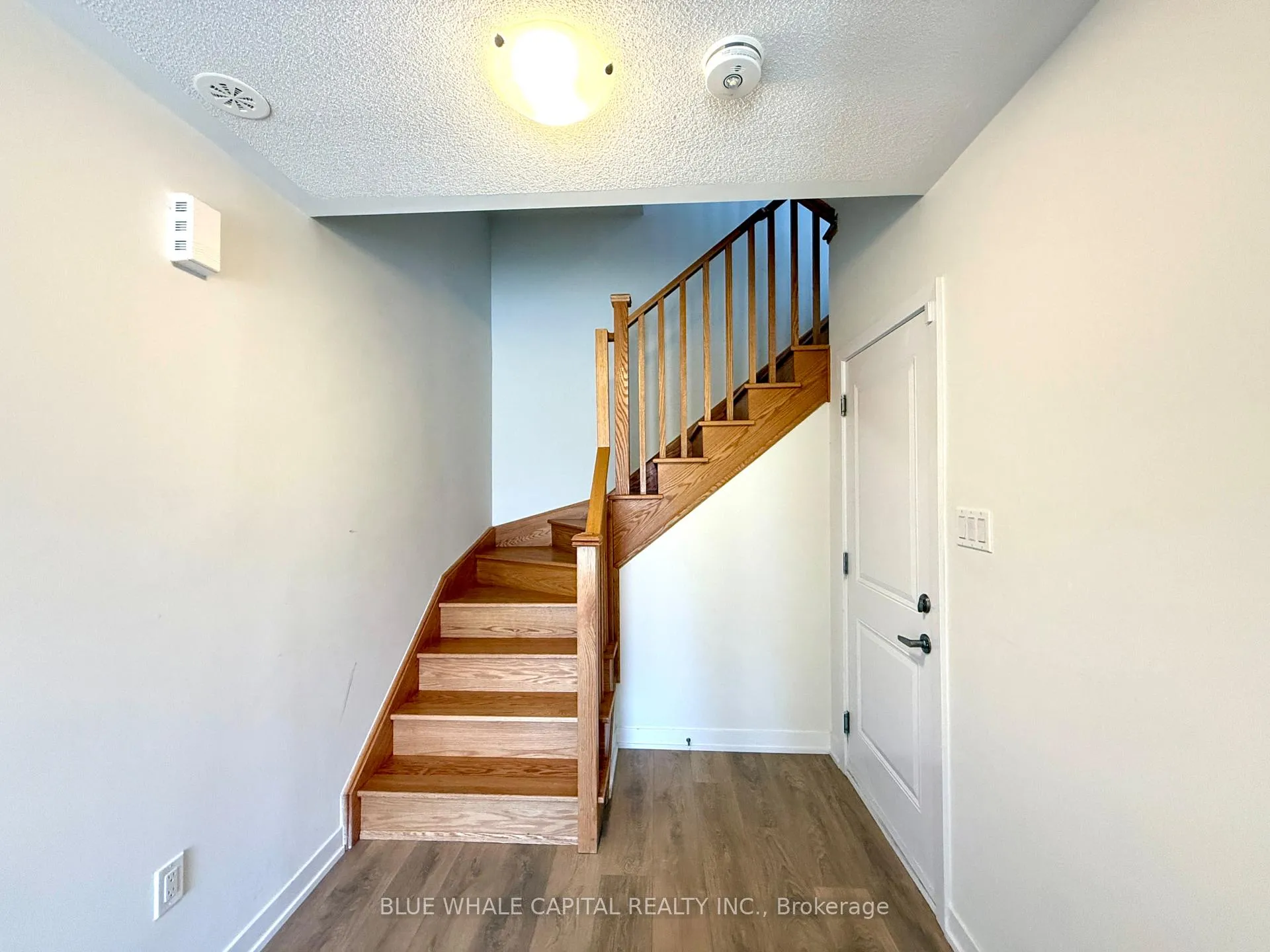 Photo 3 of Unit 804, 1865 Pickering Parkway, Pickering, Village East — HOMEH